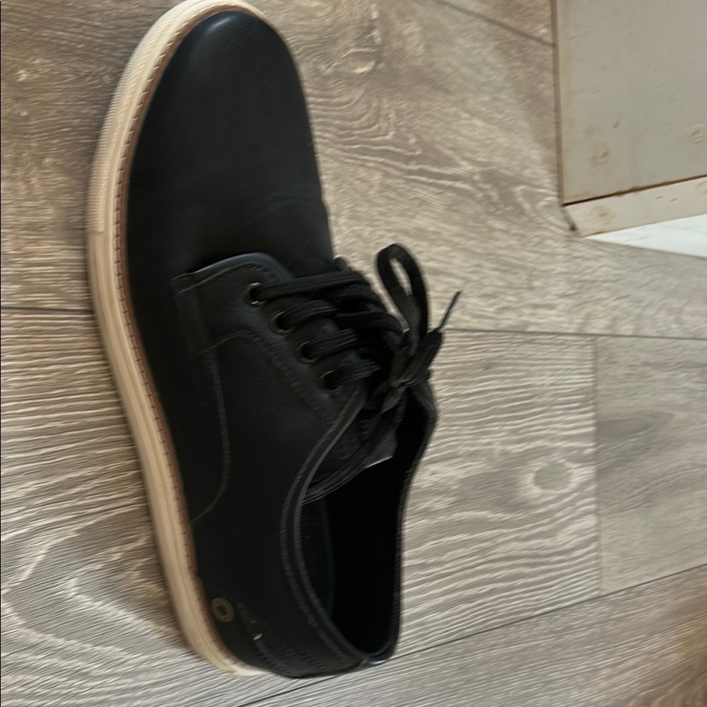 Men's Black Leather Shoes - Picture 3 of 8